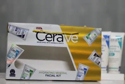 Cerave Whitening and Brightening Facial Kit